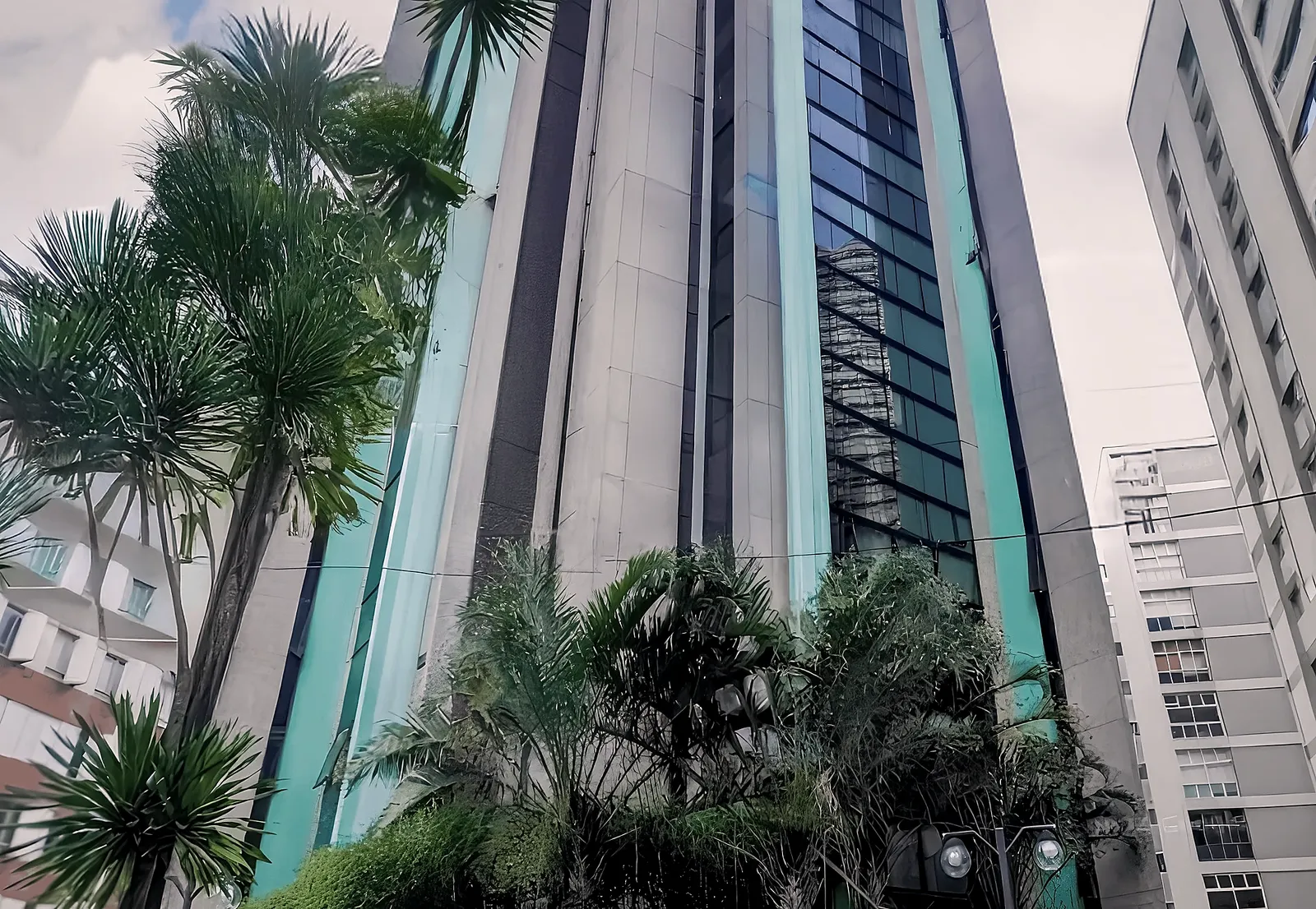Fachada do edifício da Rua Sabará, 566, em Higienópolis, onde fica o escritório